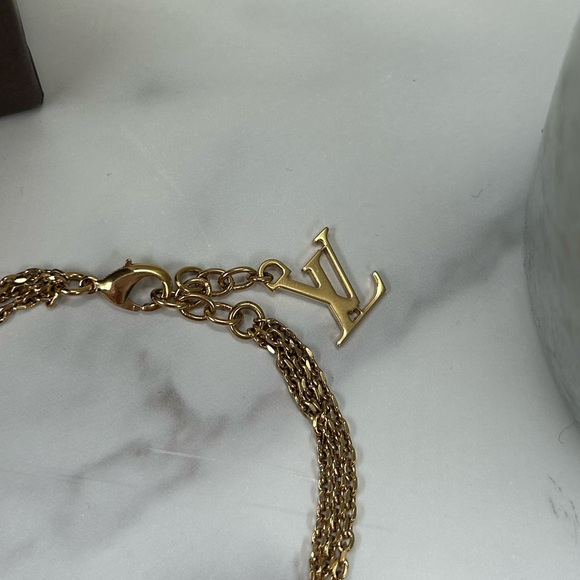 🔥Louis Vuitton•Sweet Monogram Triple Enamel Charm Bracelet - Picture 4 of 5